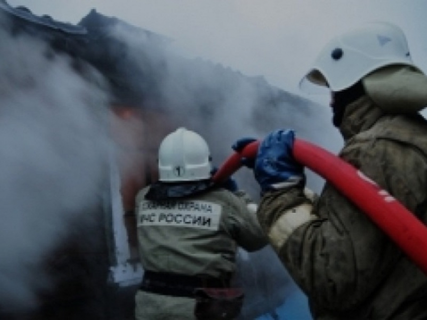 В Поворинском районе мужчина получил ожоги при пожаре