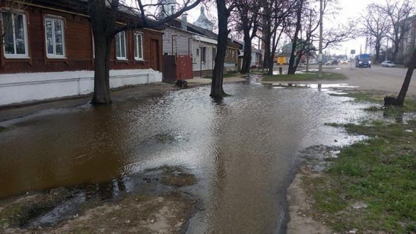 Потоп на ул. 40 лет Октября г. Борисоглебска