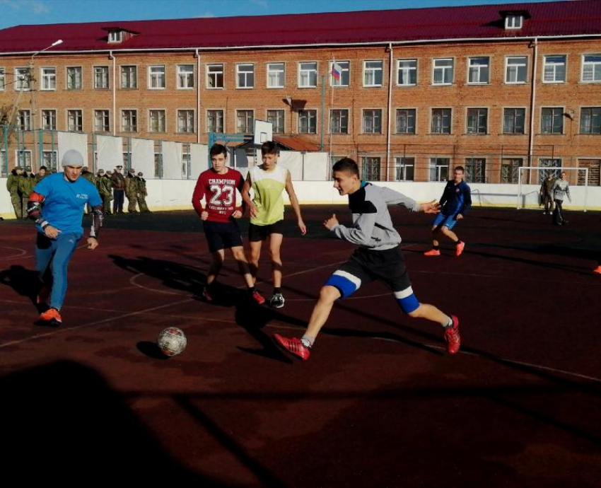 Футбольным матчем отметили юбилей в Борисоглебском  кадетском корпусе