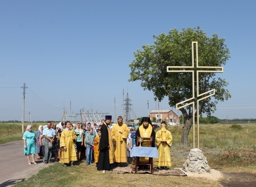 В селе Танцырей  Борисоглебского района установили Поклонный крест