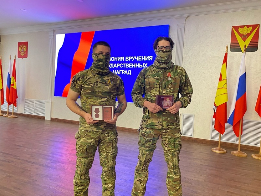 Два молодых борисоглебца приехали с СВО в родной город и получили медали