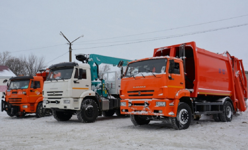 В Поворинский район купили новую коммунальную технику за 16,5 млн. рублей