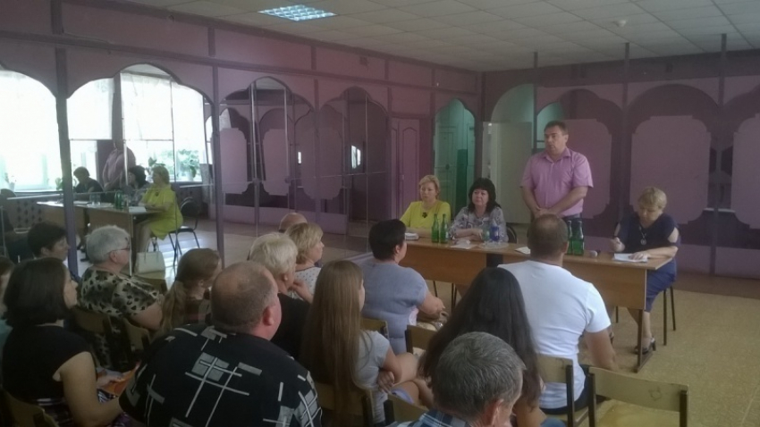 Глава Борисоглебской администрации провел встречи с селянами