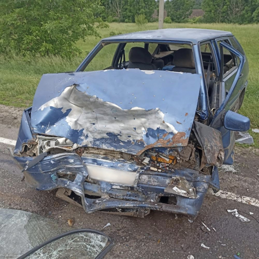 Машины - в хлам: на трассе «Курск-Борисоглебск» произошло ДТП