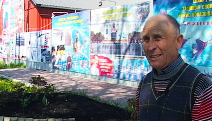 Борисоглебский предприниматель  А. Перов дополнил свою «уличную галерею» новыми баннерами