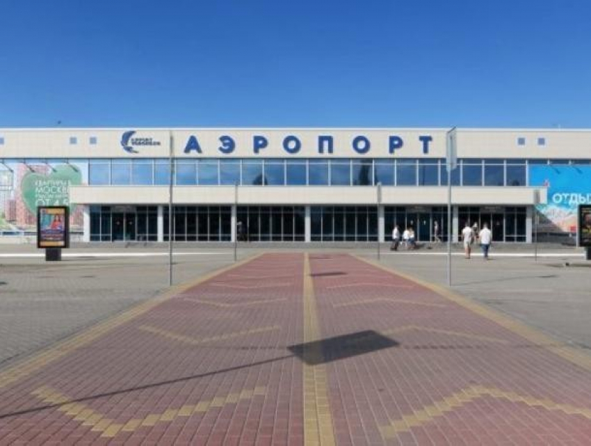 Жителям области напомнили о последней возможности проголосовать за имя Воронежского аэропорта