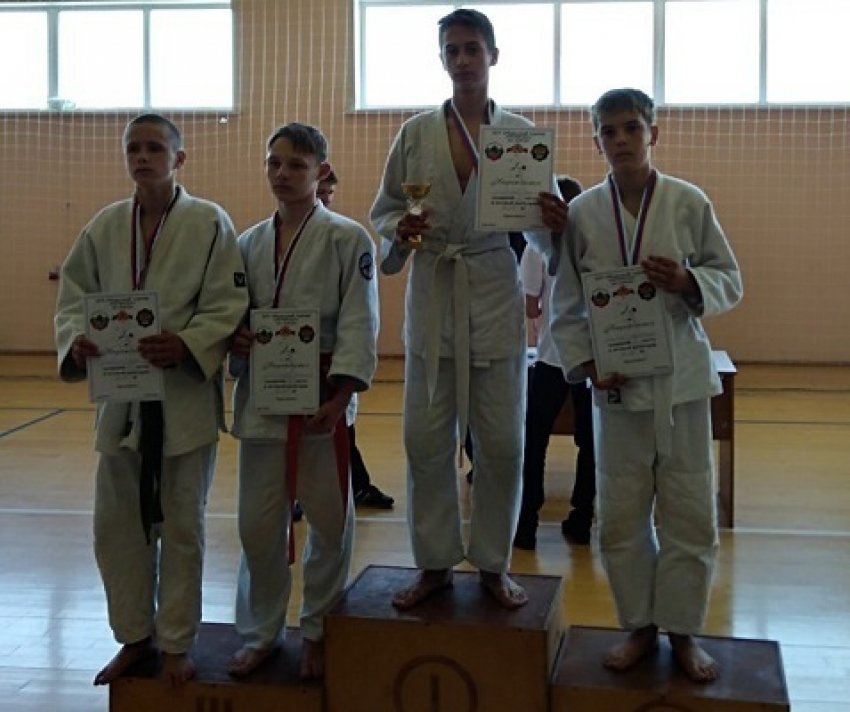 Борисоглебские дзюдоисты завоевали три призовых места на турнире в Поворино