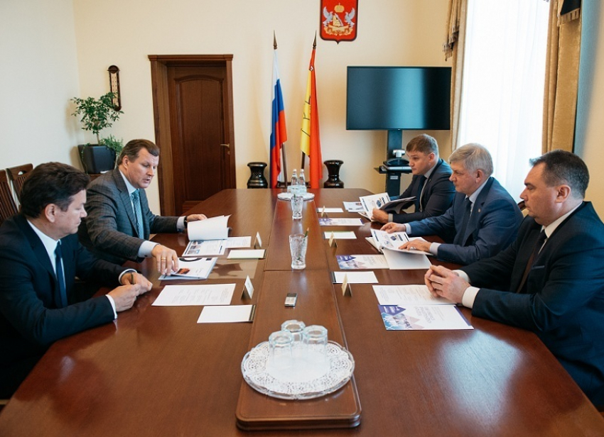 Губернатор Гусев и Витаутас Поцюс обсудили дату запуска станции обеззараживания и обезжелезивания воды