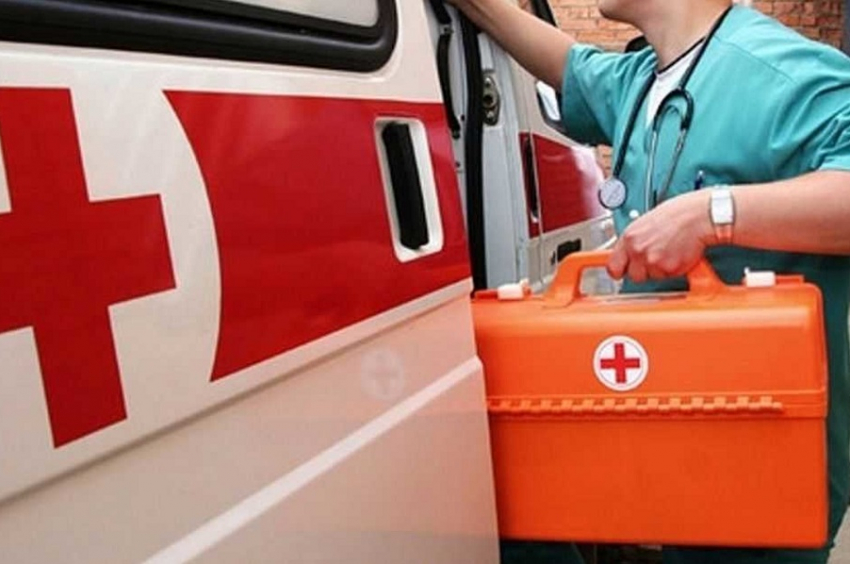 Работнику КФХ в Борисоглебском округе сильно повредило глаз при взрыве аккумулятора