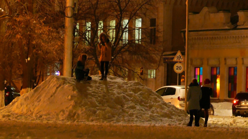 Студенты Борисоглебского филиала ВГТУ построят на центральной площади города снежную горку