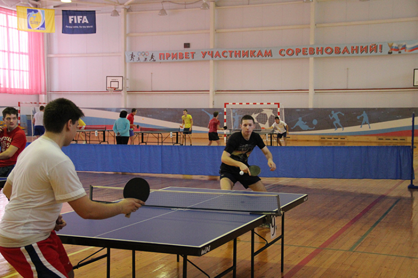 Студенты Борисоглебска сразились в настольный теннис