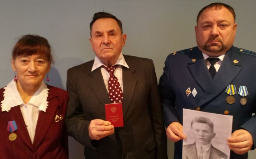 Награду Великой отечественной через 75 лет получил внук героя из села Пески