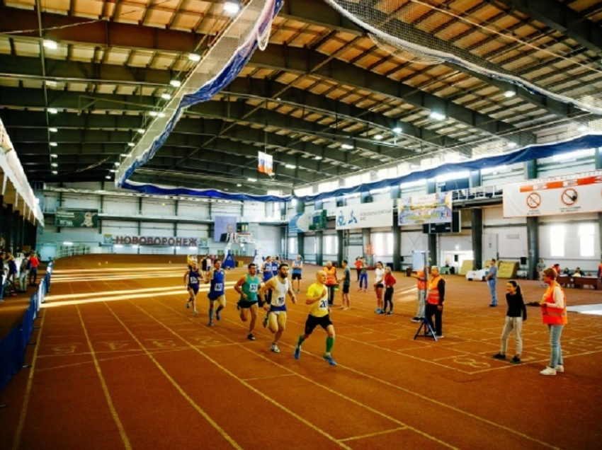 Борисоглебские легкоатлеты приняли участие в Чемпионате Воронежской области в манеже