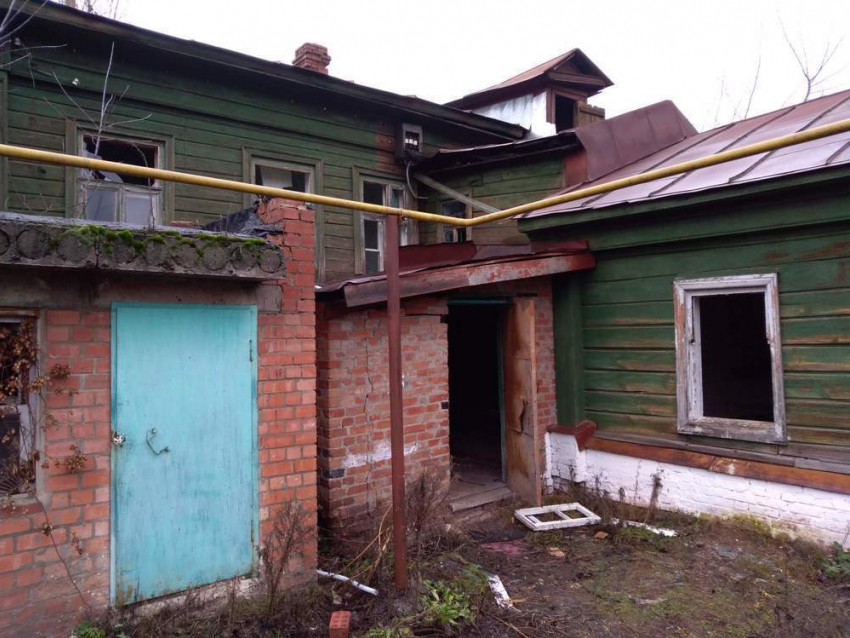 Народный корреспондент: здание бывшего КВД в Борисоглебске скоро прекратит свое существование