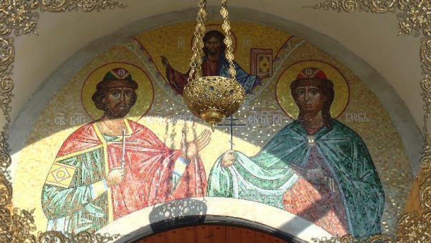 15 мая в храмах Борисоглебска прошли праздничные службы