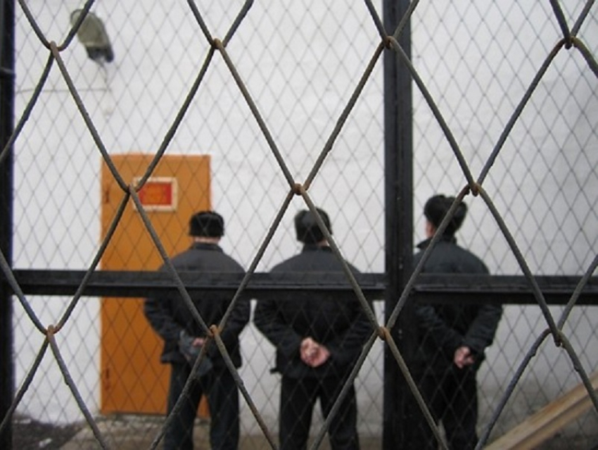 Суд приговорил терновского эксгибициониста к 6 годам колонии строгого режима