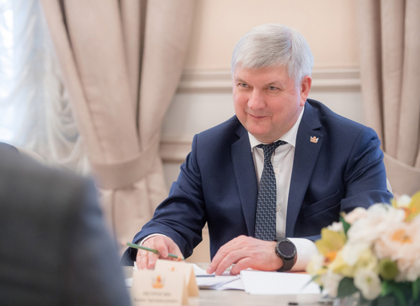 Кремль дал добро на второй срок губернаторства Александру Гусеву