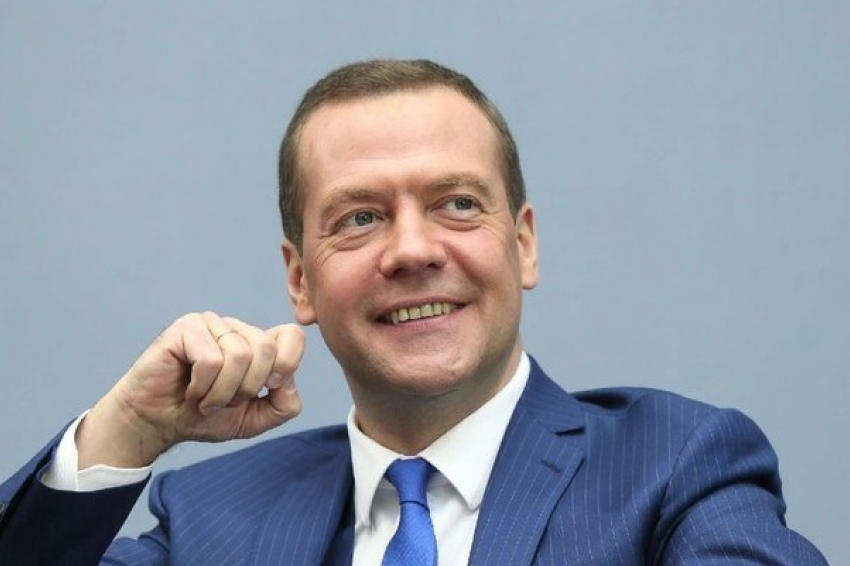 Дождались. Медведев объявил о повышении пенсионного возраста в РФ