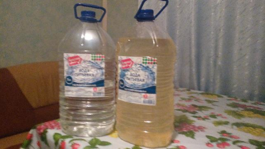 Народный репортер  Борисоглебска: жители города продолжают репостить  фото желтой воды