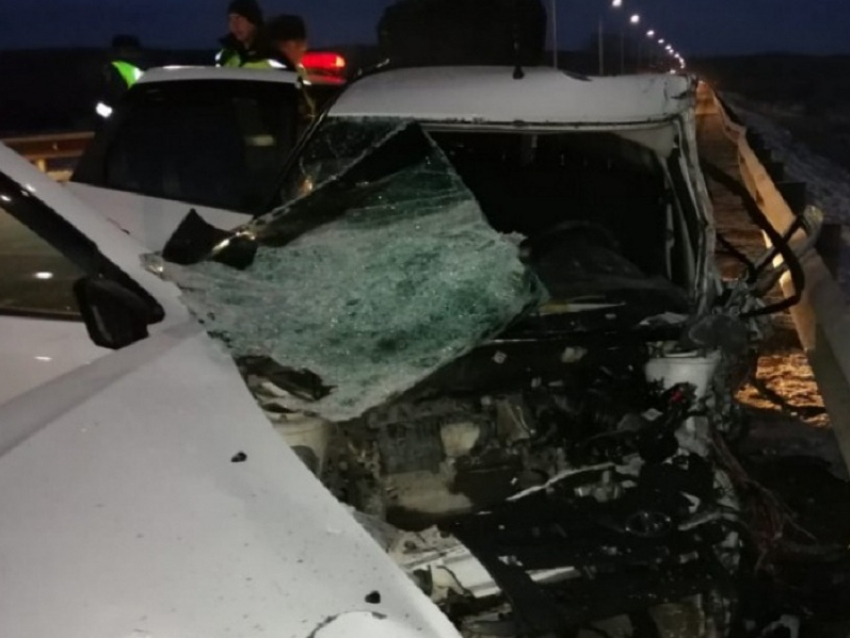 Житель Грибановского района погиб в аварии с микроавтобусом