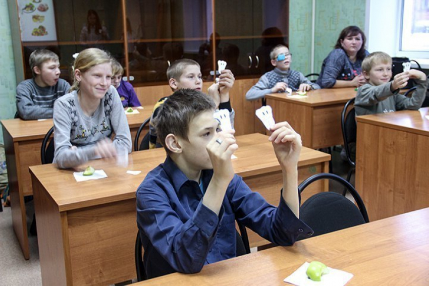 Волонтеры «Доброй воли» провели для детей Борисоглебской школы-интерната увлекательно занятие