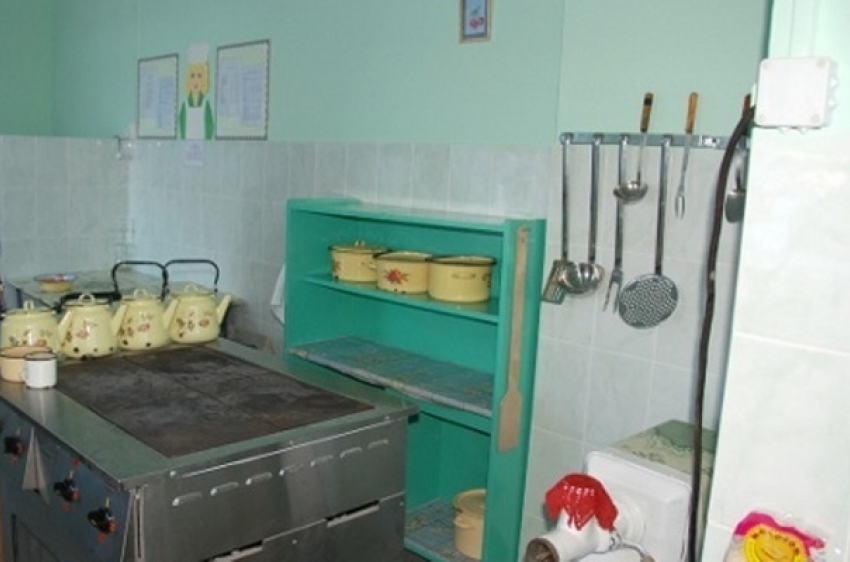 В Терновском детском саду не соблюдались условия хранения продуктов