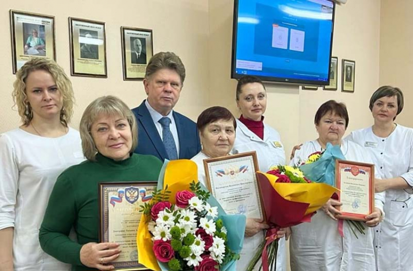 В Борисоглебской райбольнице проводили на заслуженный отдых медсестер  с многолетним стажем